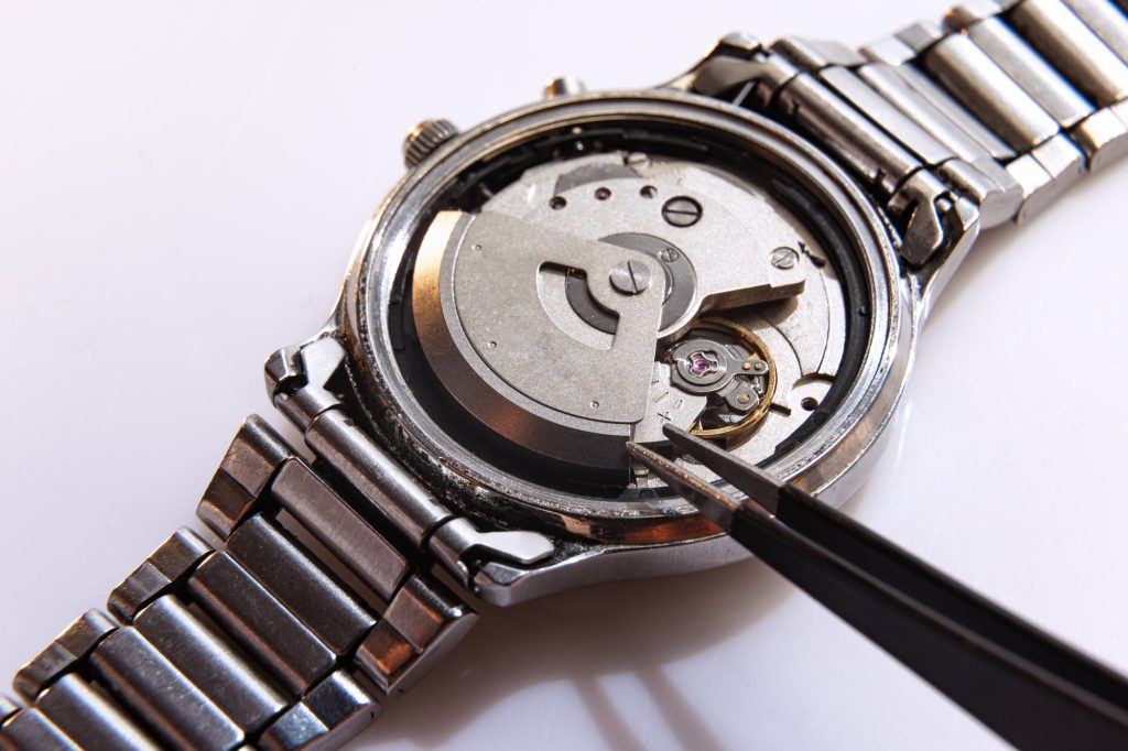 圧倒的な高付加価値　スイスの時計産業の復活