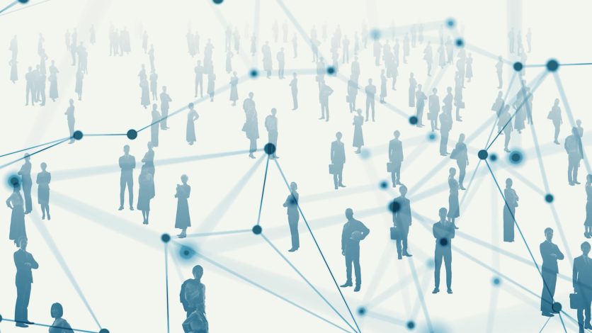 まず取り組むべきは、マネジメントの構造を整えること